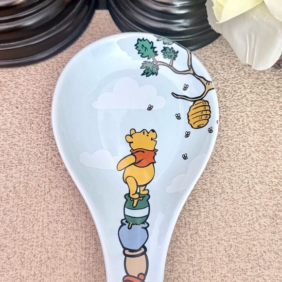New Disney Winnie The Pooh Ceramic Spoon Rest - Picture 3 of 8